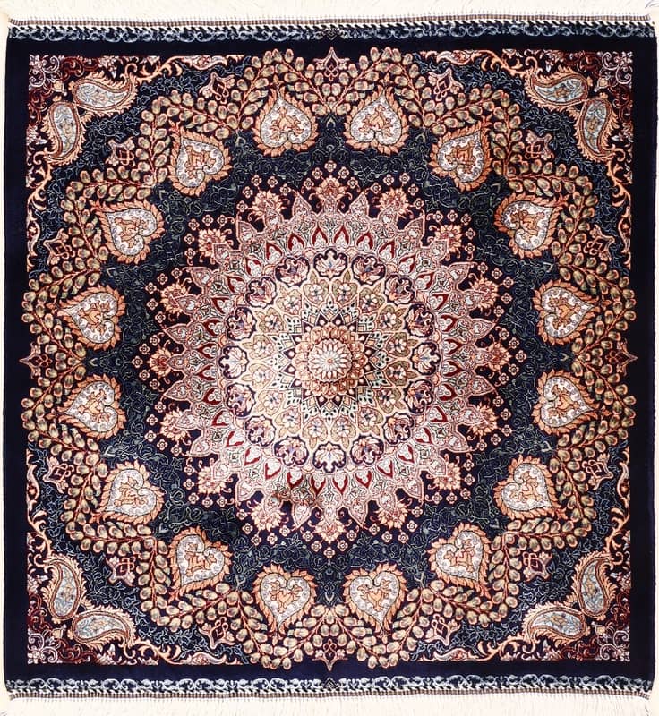 Qom Daisy Carpet 70x70 - Image 1