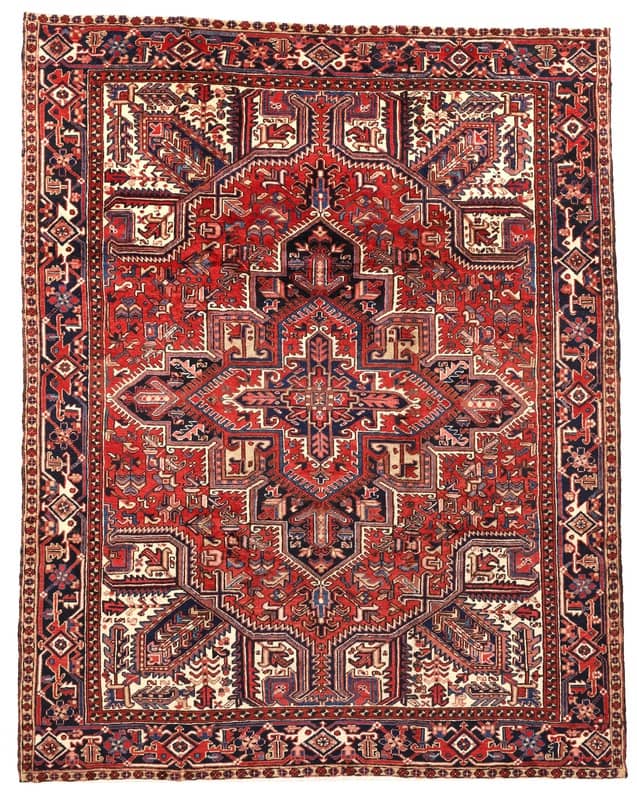 Heriz Carpet 320x252 - Image 1