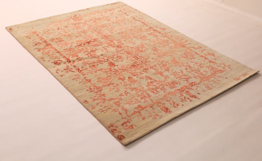 Modern Lotus  241x172_1