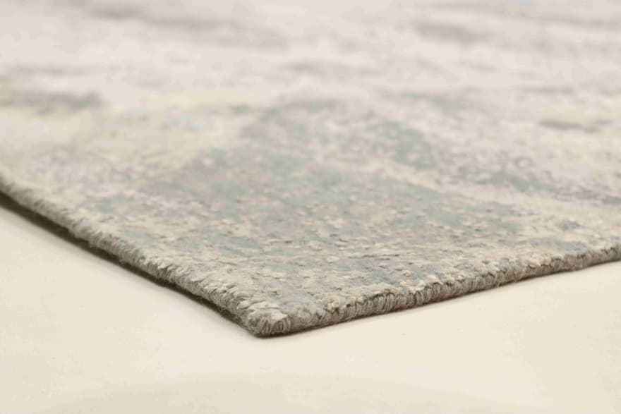 MODERN LOTUS 240x172_1