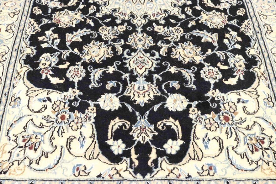 Nain 9 La Teppich  203x123_1
