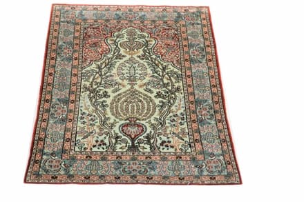 China Seide Teppich 118x75 - alternate view
