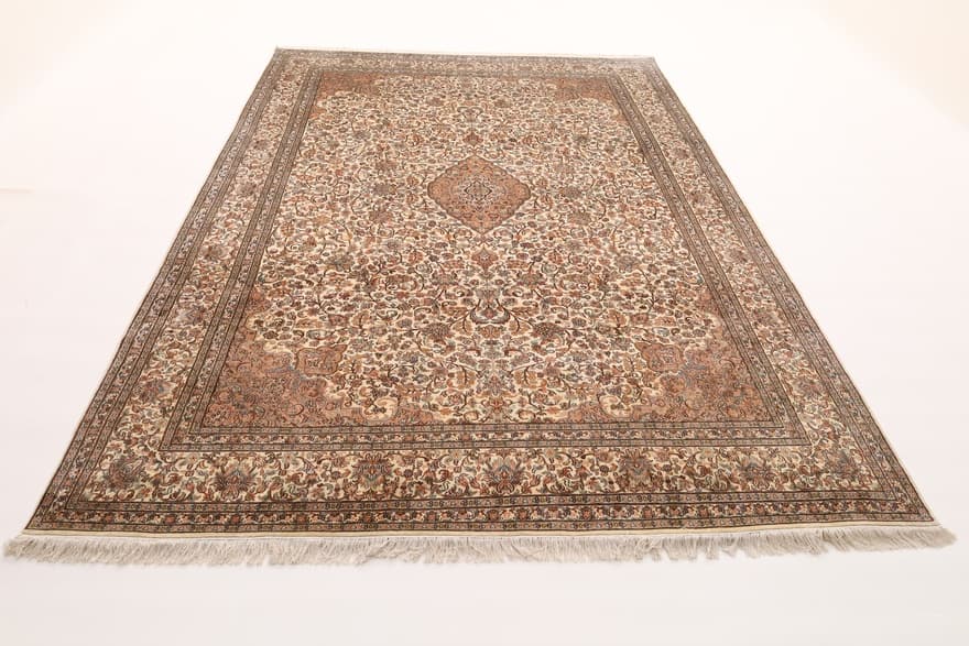 Kashmir SILK Carpet  310x220_1