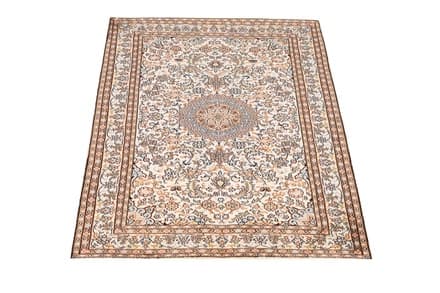Kahmir Seide Teppich 125x83 - alternate view