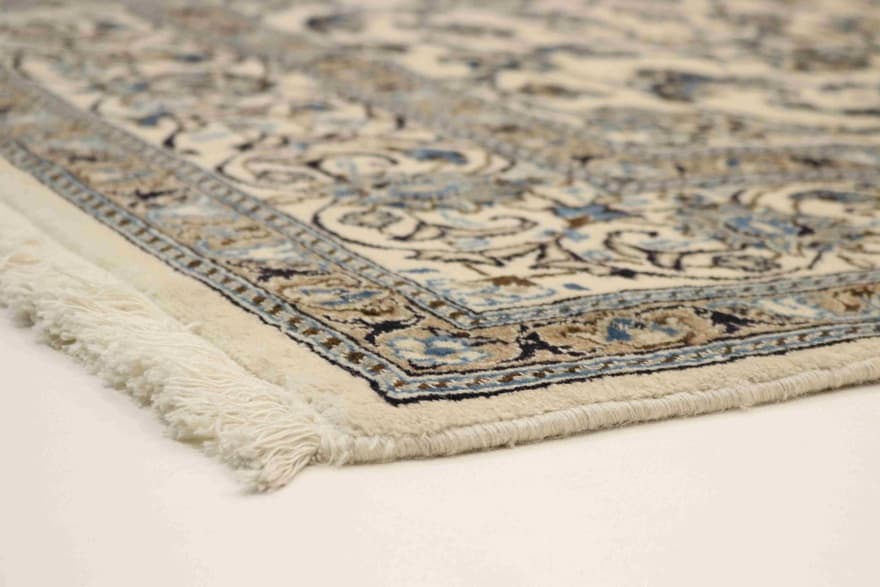 Authentic Nain 9La Persian Rug 293x200 cm_0
