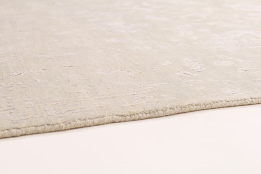 ModernLOTUS Carpet 307x196_1