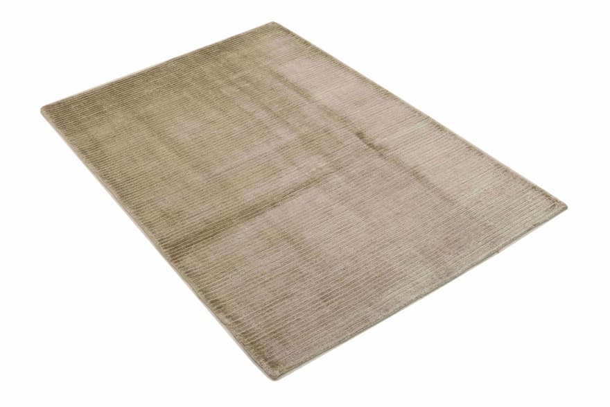 Lori Desigen Viskos 198x136_1