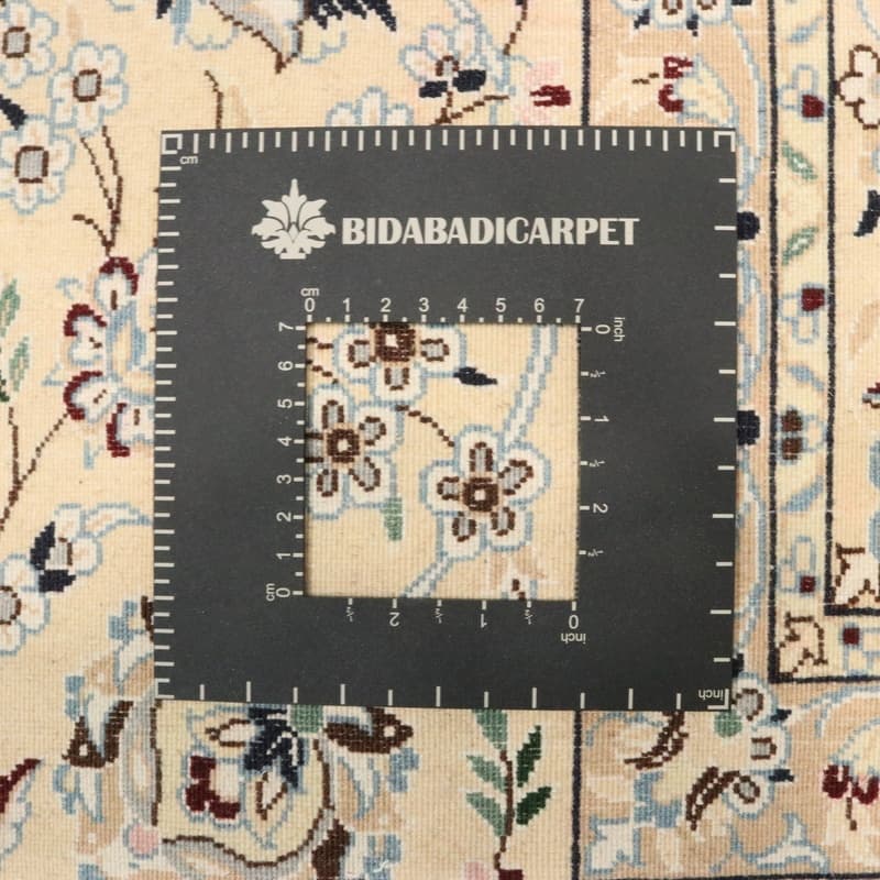 Nain 6La Teppich 300x193_2