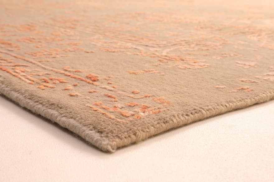 Modern Lotus  303x205_2