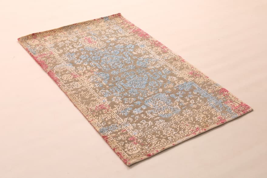 Modern Lotus  152x91_2