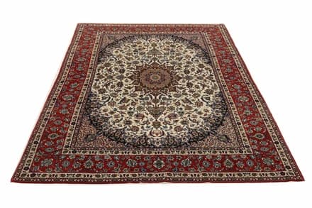 Isfahan Teppich 294x199 - alternate view