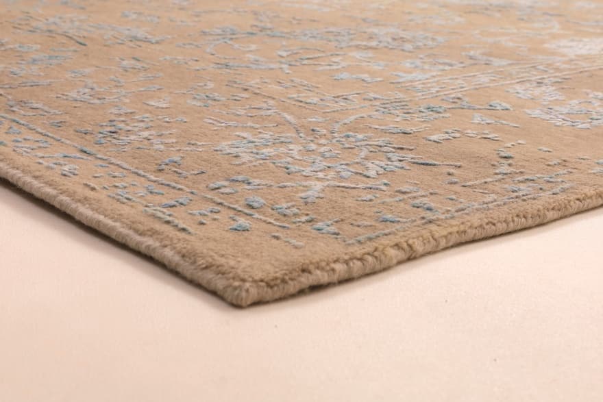 Modern Lotus  301x203_4