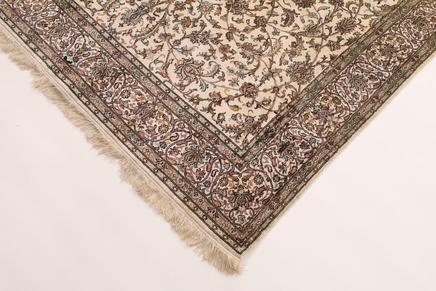 Kashmir SILK Carpet 280x185_0