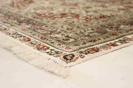 Hereke Silk Carpet  123x79 - alternate view