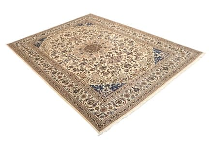 Nain9La Teppich 350x253 - alternate view