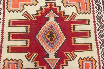Kelim Ardebil Carpet 283x151 - alternate view