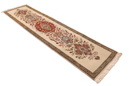 Tabriz Tabatabai Teppich 314x83 - alternate view
