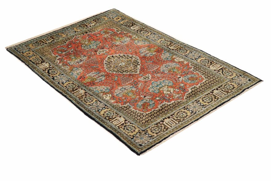 Ghom Silk Carpet 160x110