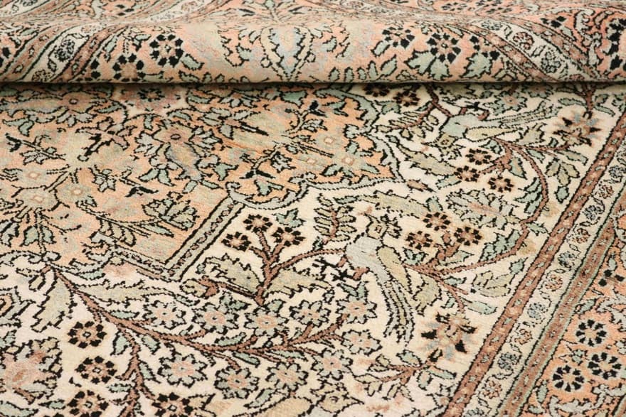 Kashmir seide 177x112
