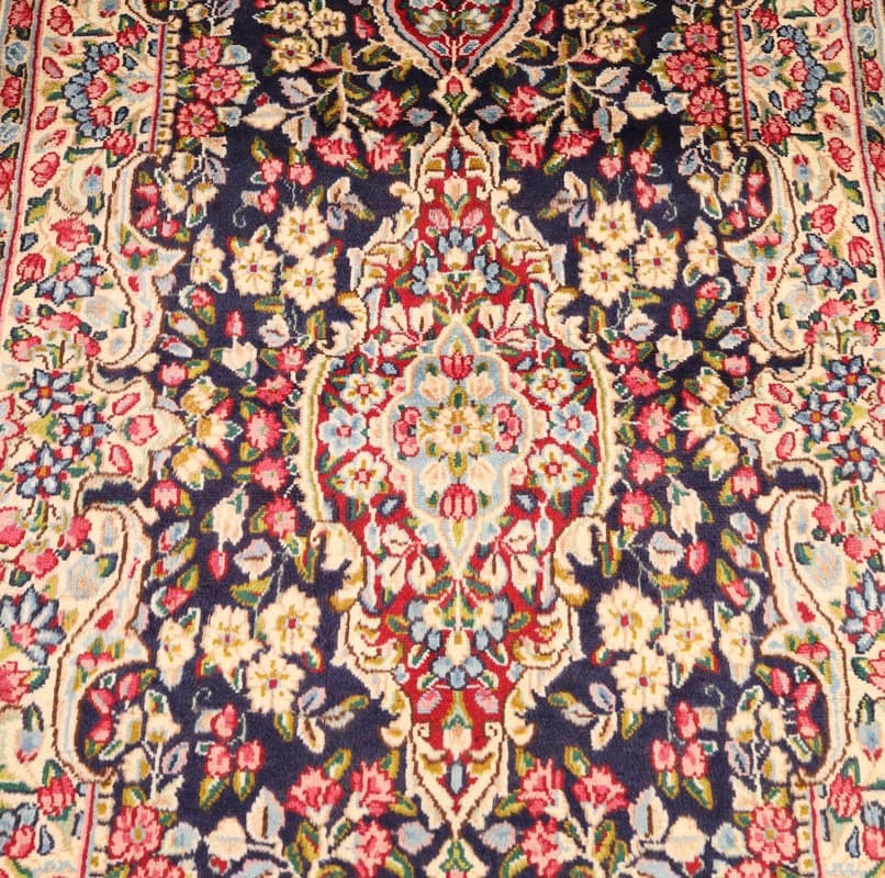 Kerman carpet 376x97 - Image 5