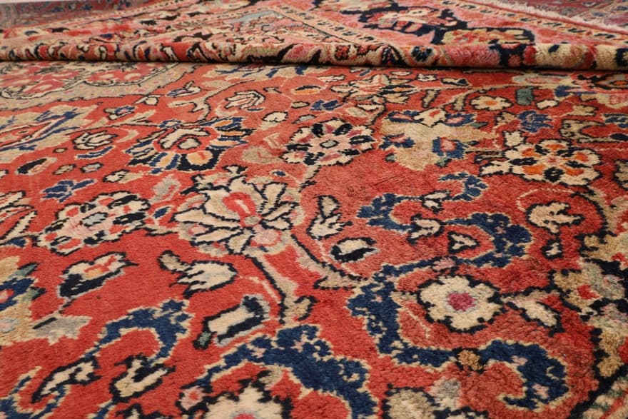 Ankique Sarouk Carpet  428x319 - Image 4