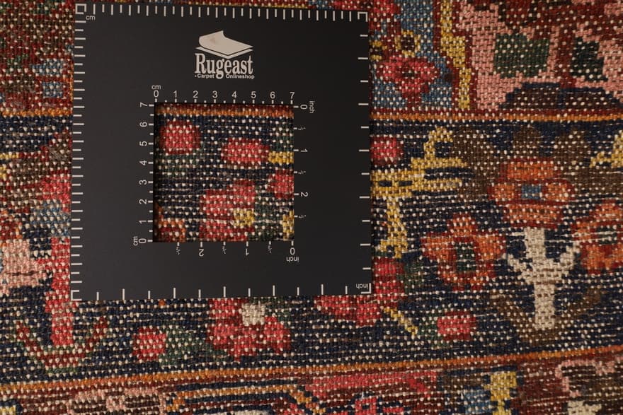 Antique Bakhtiar  Carpet  197x142 - Image 6