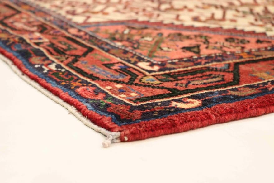 Hamadan 201x118