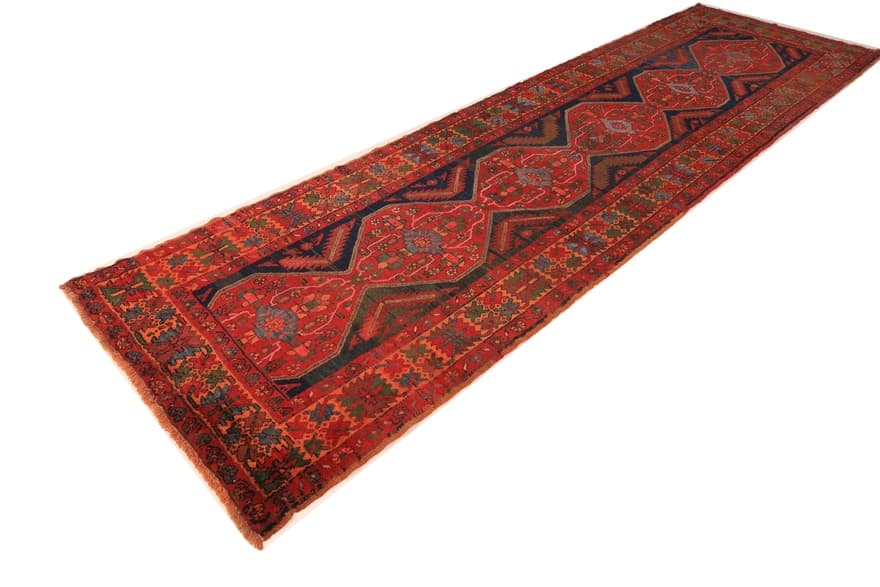 Der rote Läufer-Teppich aus Ardabil 378x105