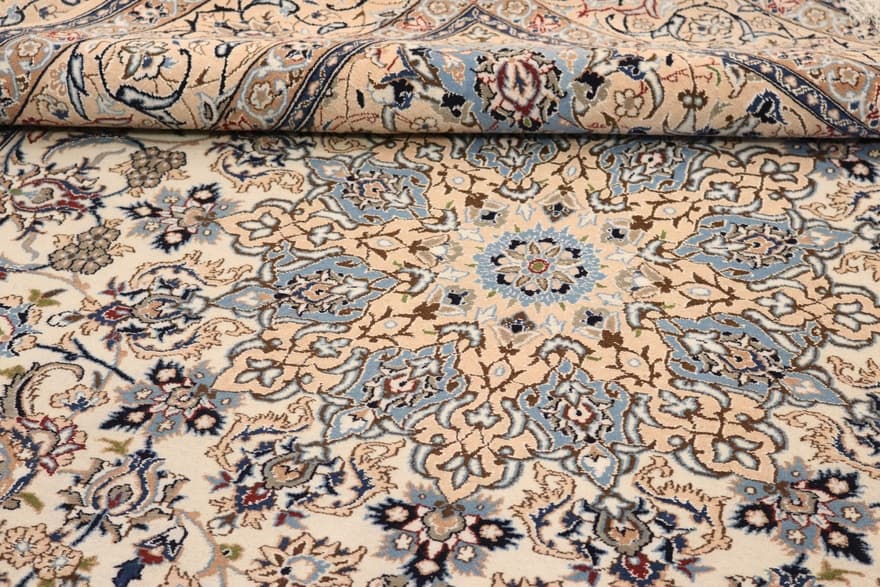 Nain9La Teppich 330x208