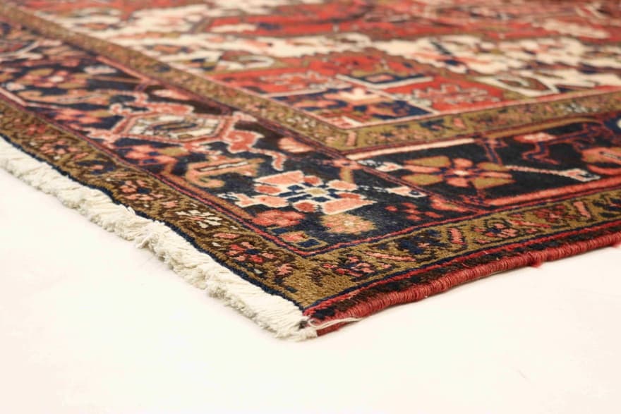 Heriz Teppich 335x192
