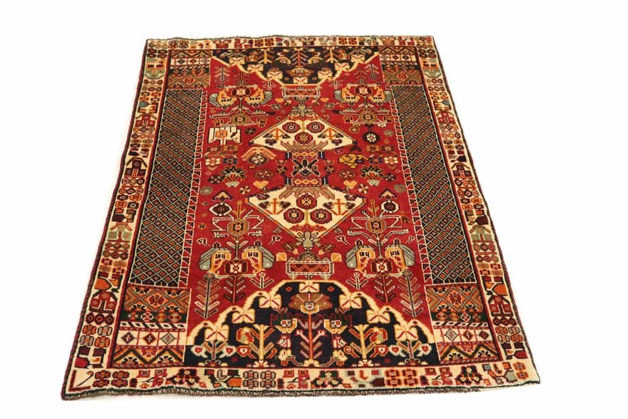 Ghashghai carpet 183x104