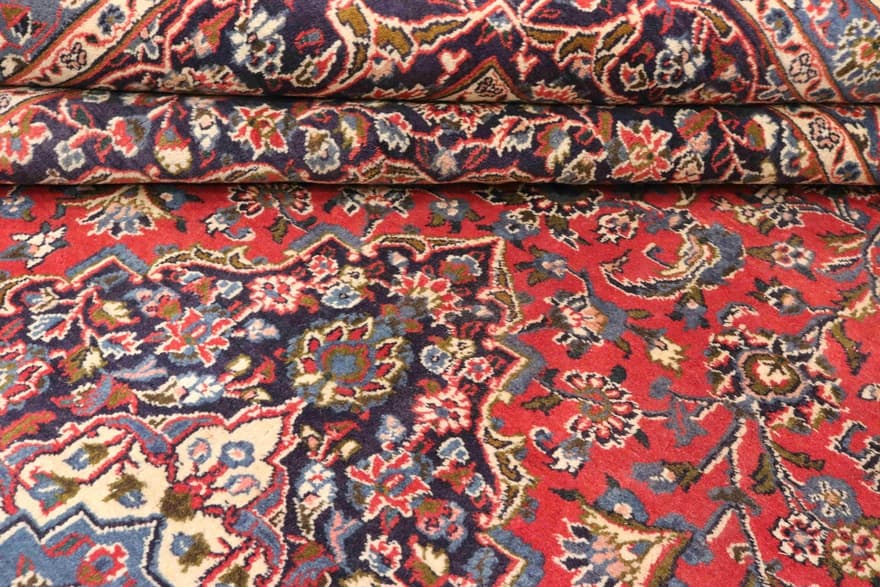 Vintage Carpet 388x300