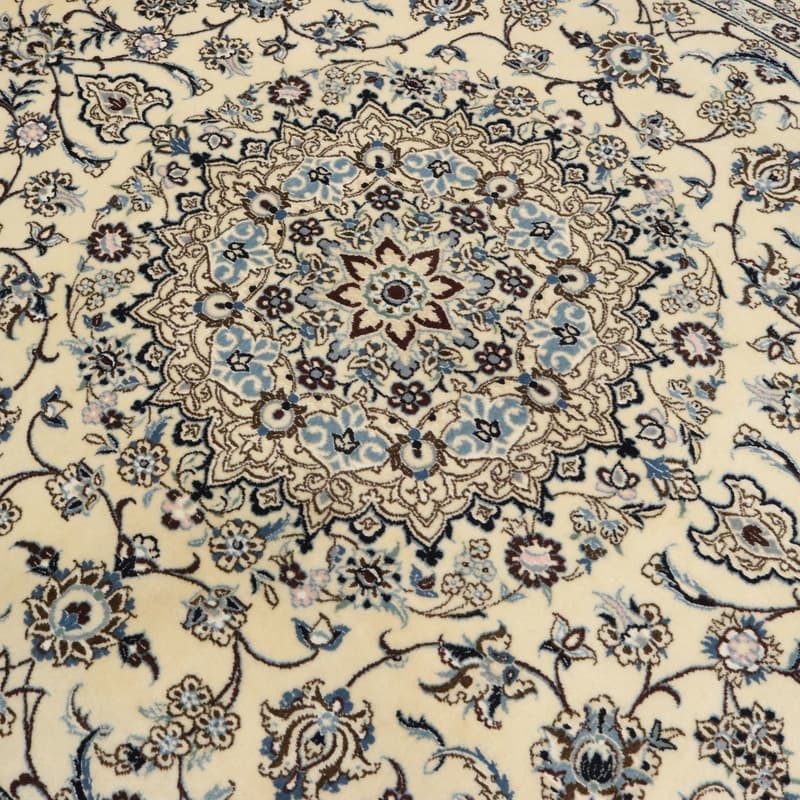 NAIN 300x200
