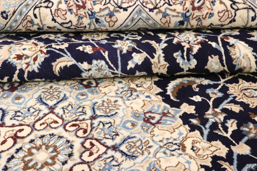 Nain Carpet 385x298