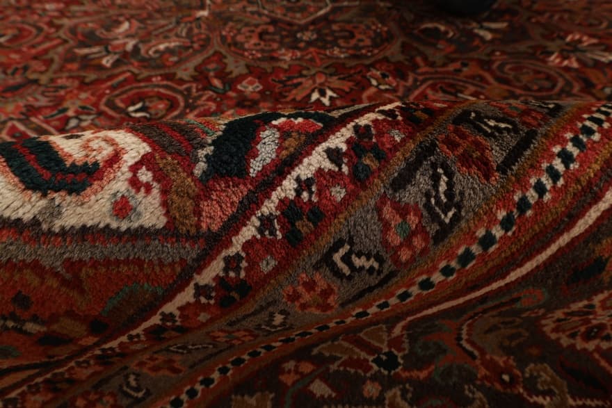 Heriz Carpet  329x239 - Image 6