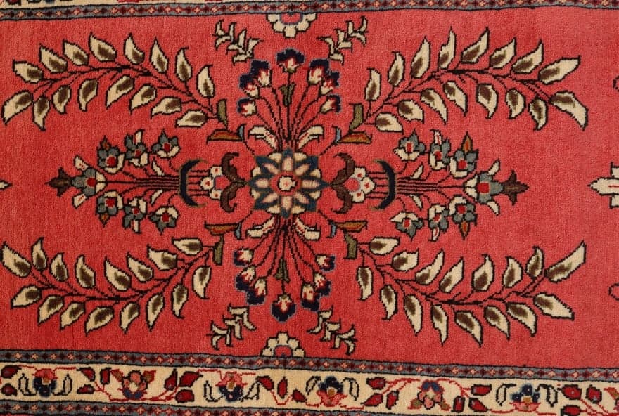 Sarouk Carpet  132x68 - Image 4