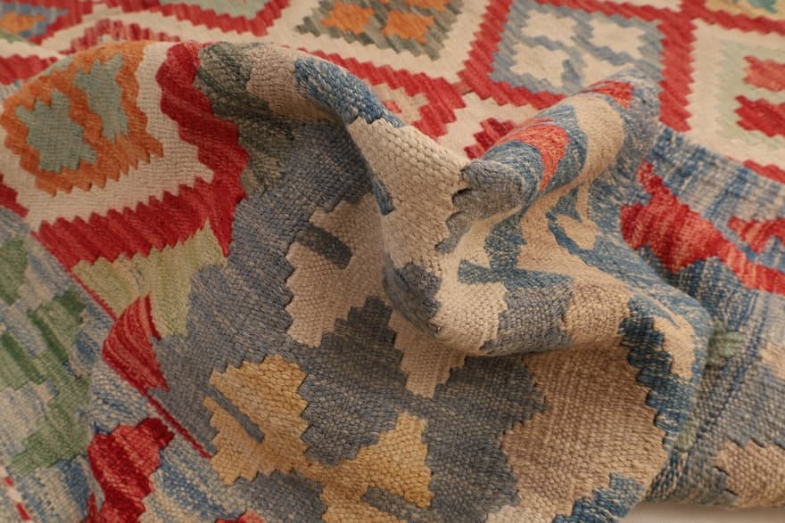 Kilim Carpet 300x193 - Image 6