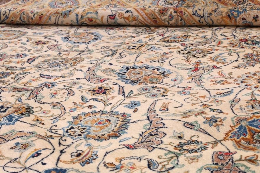 Antique Kashan Carpet  454x330 - Image 4