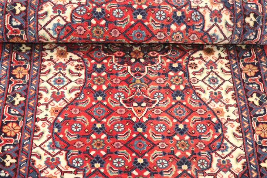 Sarough Carpet 126x67