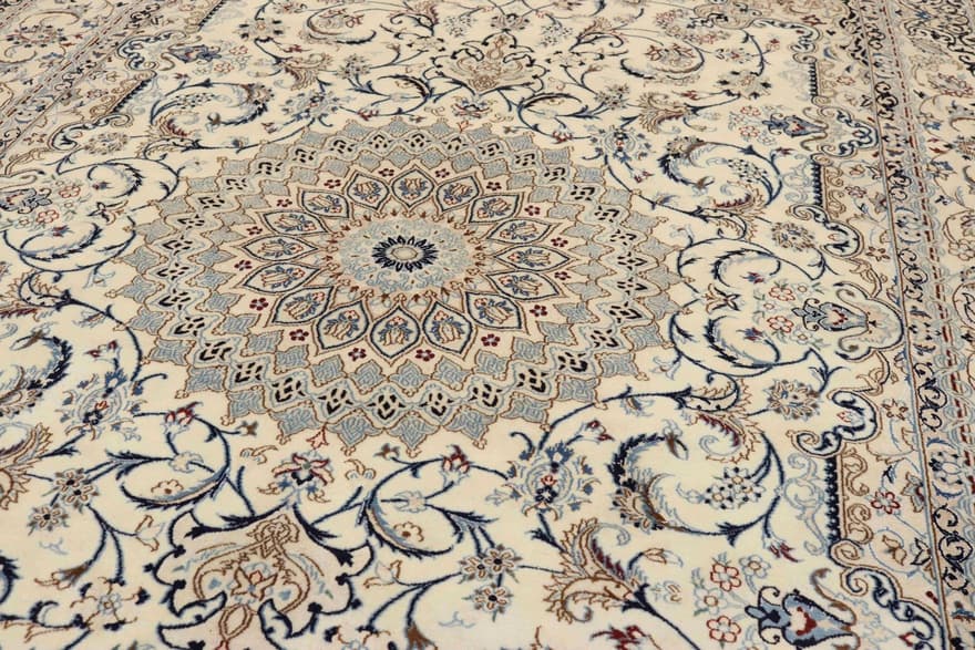 NAIN 9 La  Carpet 315x208