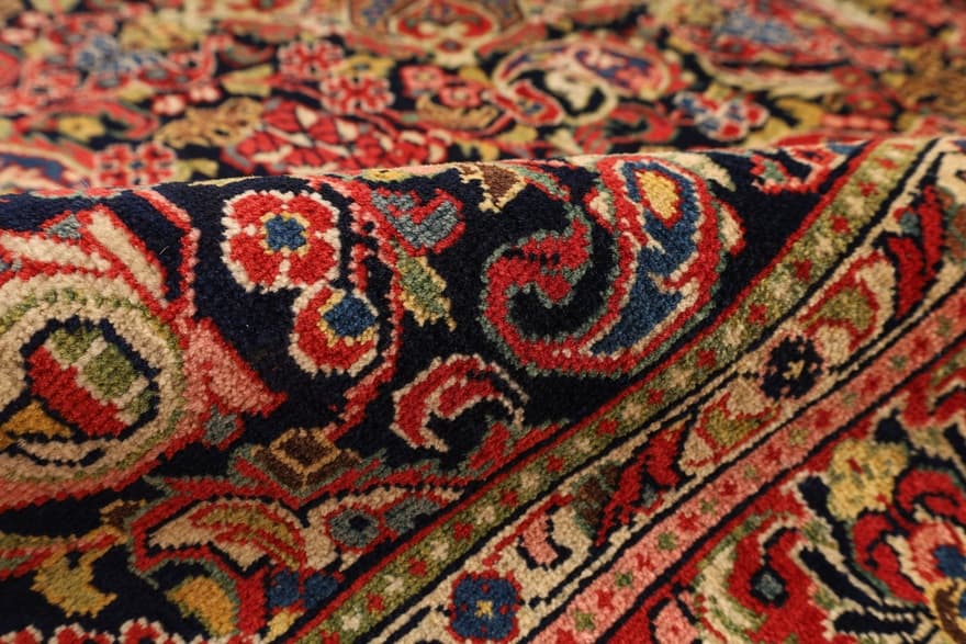Antique Sarouk Carpet  200x134 - Image 6