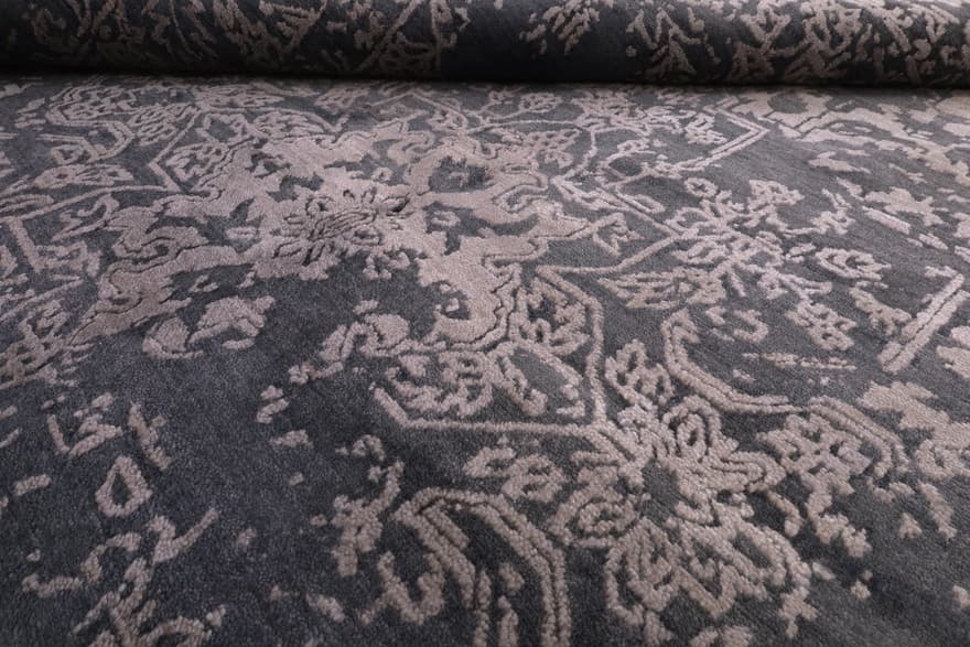 ModernLotus carpet  244x177