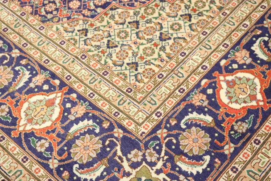 Tabriz Carpet 347x242