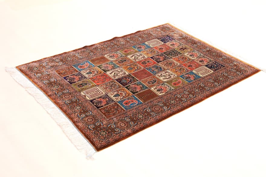 Ghom Desing Carpet 180x120
