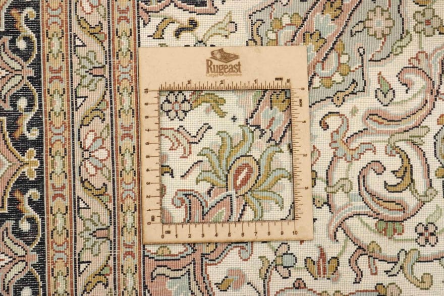 KASHMIR Silk Carpet 282x184