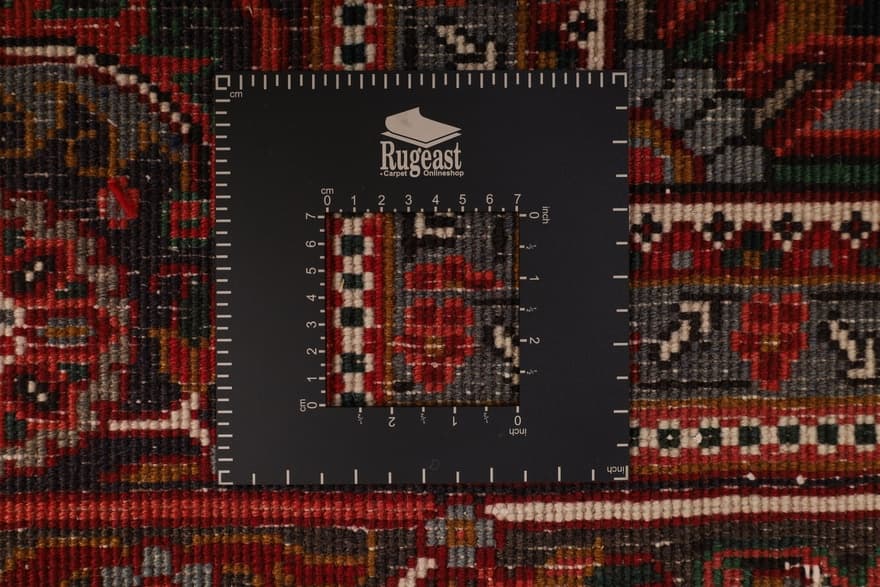 Heriz Carpet  329x239 - Image 5