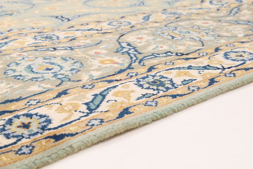 Kashan Carpet 353x230
