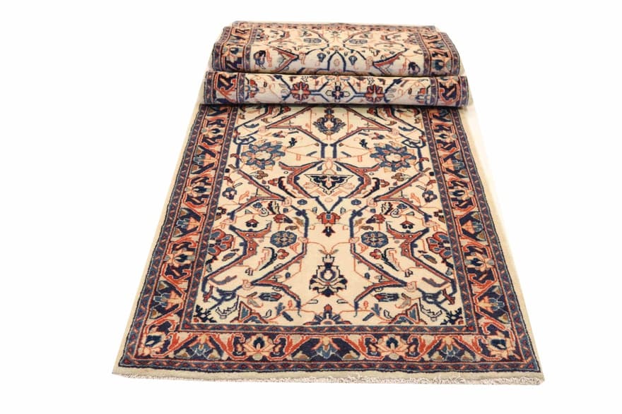 Sarough Carpet 322x82