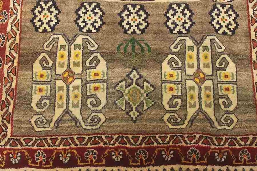Ghashghai Teppich 208x109