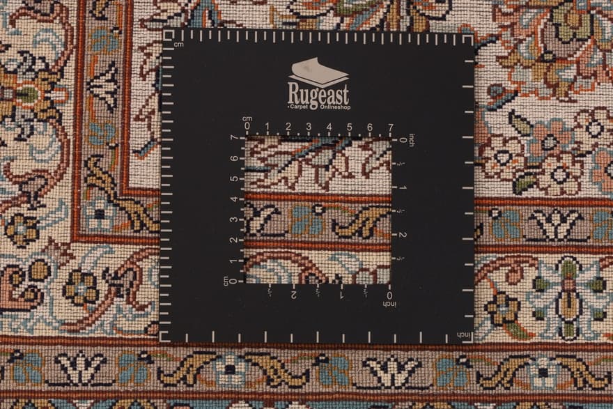 Kashmirsilk carpet 336x245